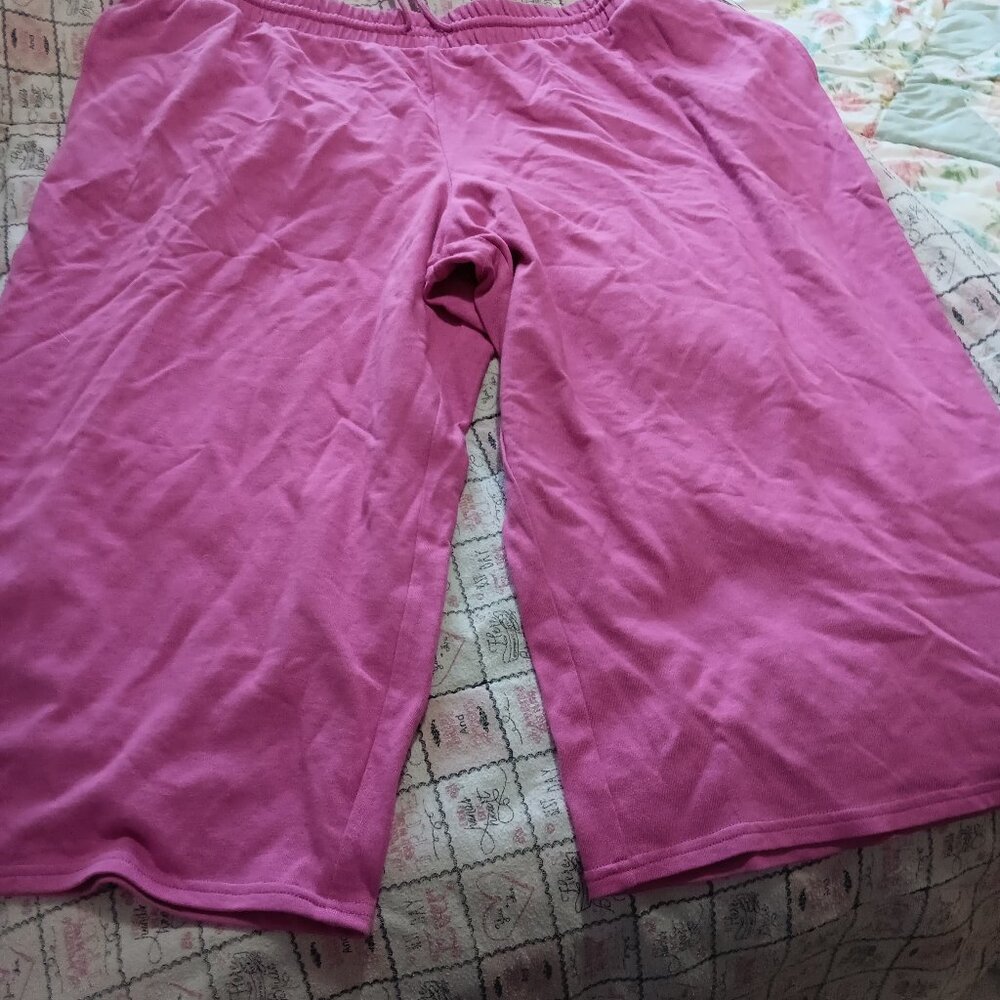 Pink capri pants